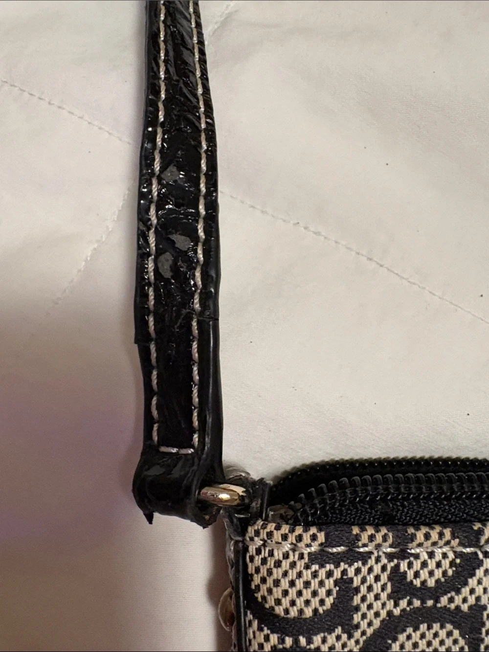 VTG Guess Monogram Small Crossbody Bag in Black and Cream with Silver Buckle